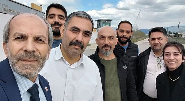 Tutuklu gazeteciler 33 gün sonra tahliye edildi
