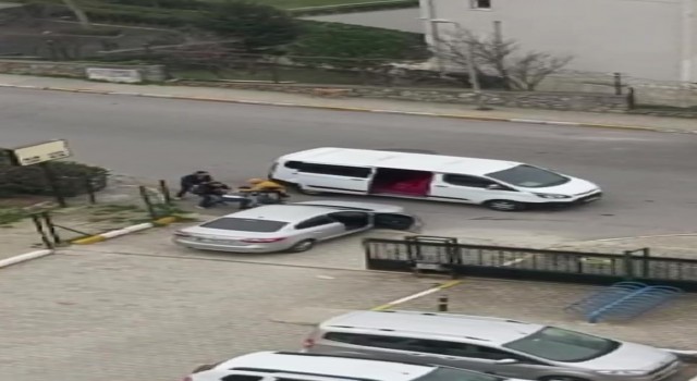 Tuzlada önü kesilen otomobilin sürücüsünün kaçırıldığı anlar kamerada