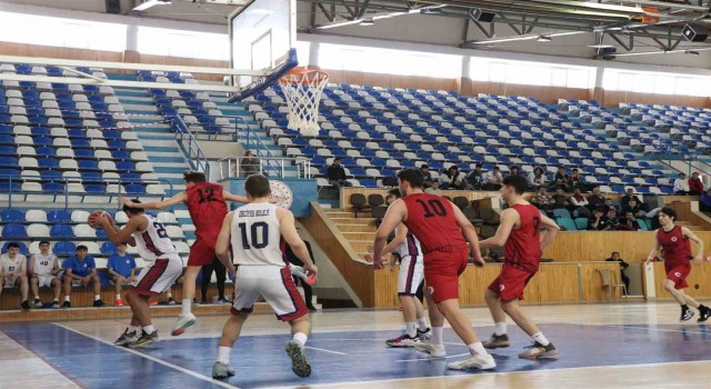 U18 Erkekler Basketbol Bölge Şampiyonası Karamanda başladı