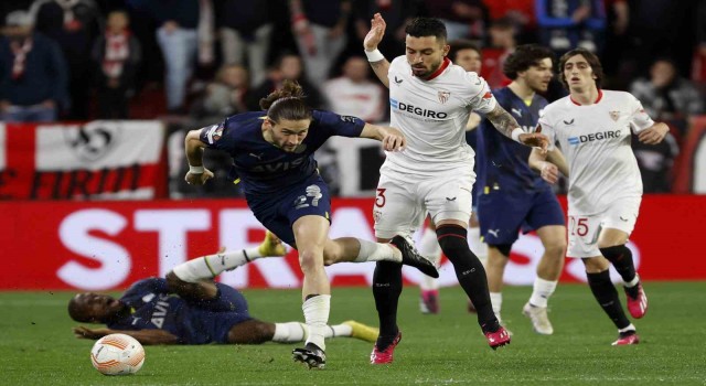 UEFA Avrupa Ligi: Sevilla: 0 - Fenerbahçe: 0 (İlk yarı)