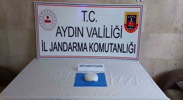 Uyuşturucu tacirine narkotik köpeği engeli