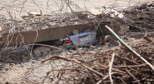 Uzmanı yanıtladı: Deprem bölgesindeki hasarlı araçlara ne olacak