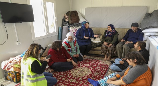 Van ekibi Malatyada yaraları sarmaya devam ediyor
