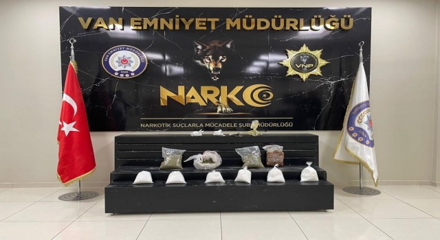 Vanda 208 kilo uyuşturucu ele geçirildi