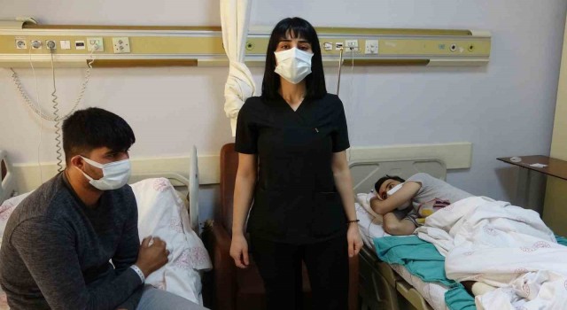 Vanda tedavi gören düzensiz göçmenlerin ihtiyaçlarını sağlık çalışanları karşıladı