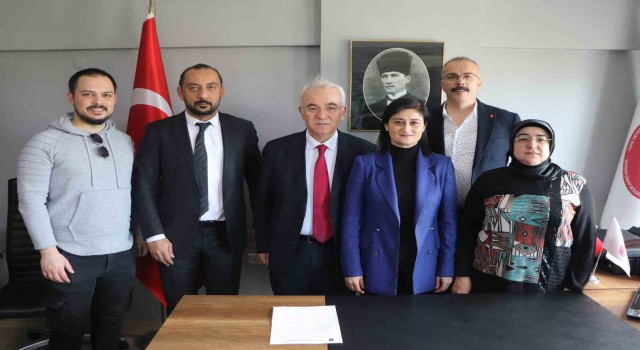Veteriner hekimler kuruluş günlerini dayanışma günü ilan ettiler