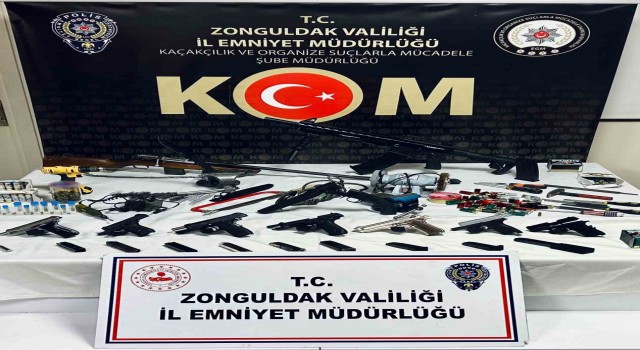 Yasa dışı silah ticareti yapan şüpheli gözaltında