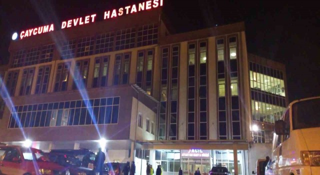 Yemek sonrası işçiler zehirlenme şüphesiyle hastaneye başvurdu