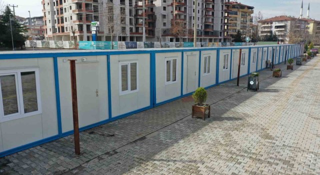 Yeşilyurtta kurulan konteyner çarşılar için kura çekimi yapıldı