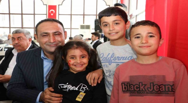 Yılmaz: Çocuklarımıza daha güzel bir geleceği hep beraber inşa edeceğiz