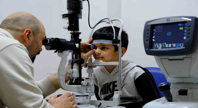 Yozgatta öğrenciler göz taramasından geçiriliyor