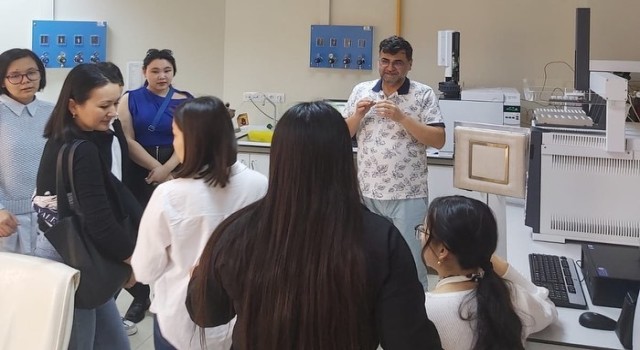 Yüksek Lisans öğrencileri NEVÜde staj programlarını tamamladı