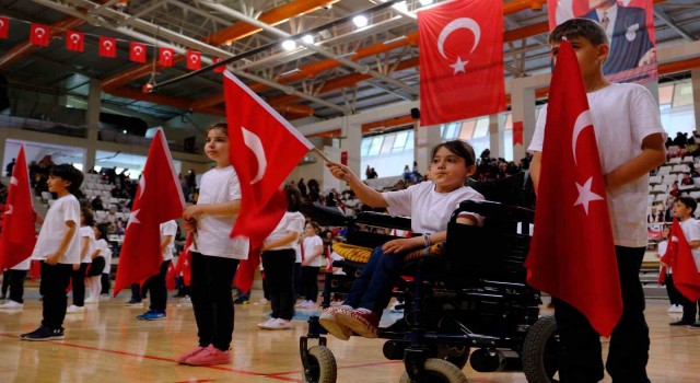 23 Nisan Erzincanda coşkuyla kutlandı