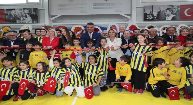 24üncü spor salonunu İzmitte açtı