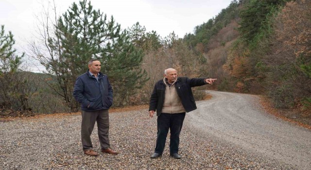 45 yıl sonra acı gerçekle yüzleşti: Babasının kaza yaparak öldüğü yere gitti