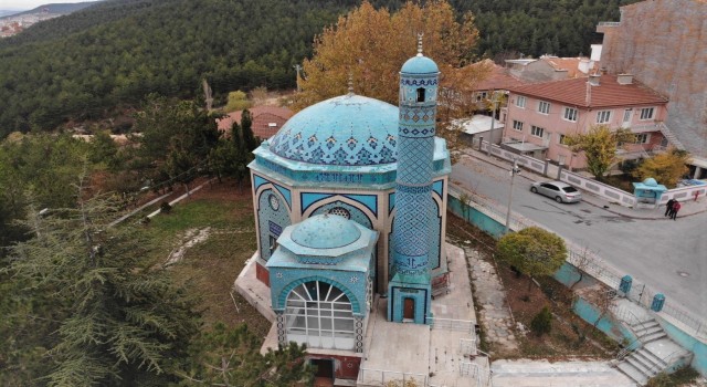 5 yıldır ibadete kapalı olan Kütahyanın simgelerinden Çinili Camiinin mülkiyeti İl Özel İdaresine devrediliyor