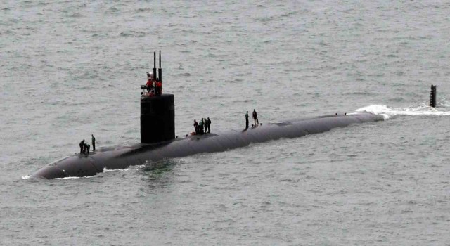 ABD, Güney Koreye 40 yıl sonra nükleer balistik denizaltı yollamaya hazırlanıyor