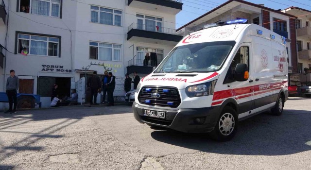Abisini vahşice katlettiği ortaya çıktı: Uykusunda boğazını ve cinsel organını kesmiş