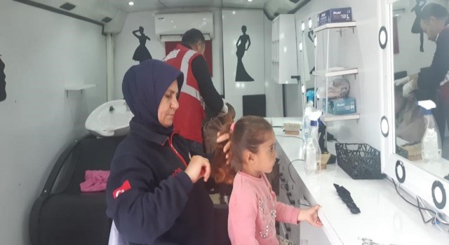 Adanada sağlık ve evde bakım hizmetleri sürüyor