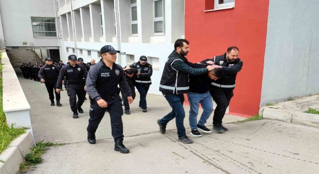Adanadaki çete operasyonu: 59 şüpheli tutuklandı