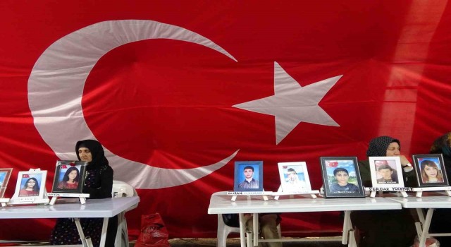 Ailelerin evlat nöbeti bin 313 gündür sürüyor
