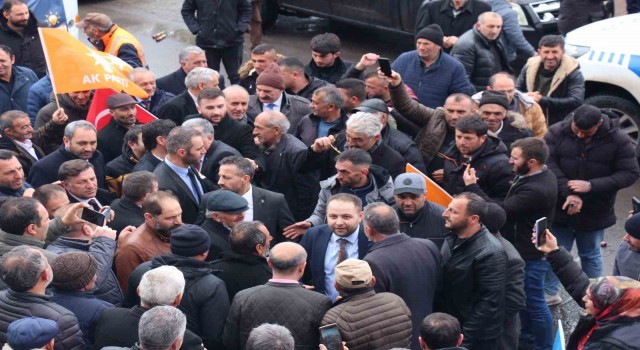 AK Parti adayları Ardahanda coşkuyla karşılandı