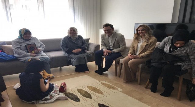 AK Parti İstanbuldan rekor hedef: Hafta sonu 1 milyon hane ziyaret ediliyor