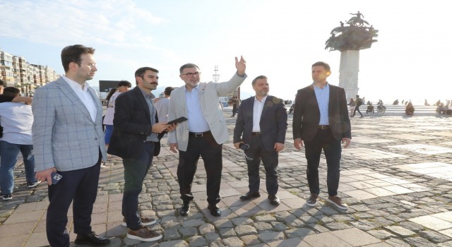 AK Parti İzmir, Cumhurbaşkanı Erdoğanın mitingi için çağrı yaptı