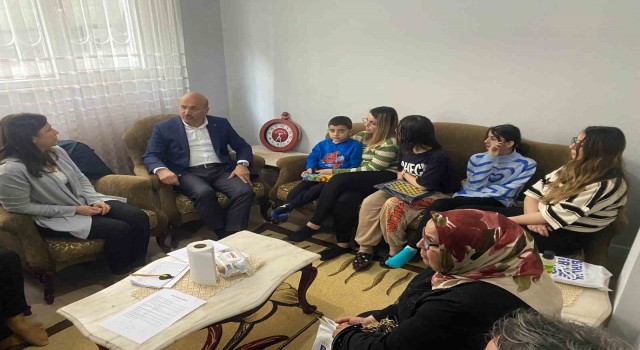 AK Parti Milletvekili Adayı Orhan Narinden depremzede aileye ziyaret