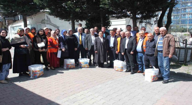 AK Partiden yeni rekor: 2 günde 1 milyon hane ziyareti