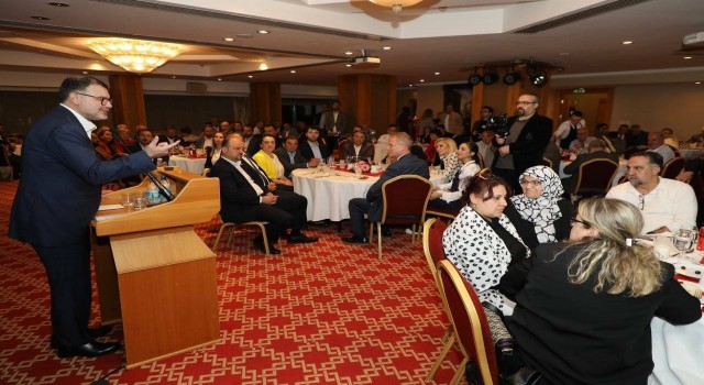 AK Partili milletvekili adayları hemşehri dernekleriyle buluştu