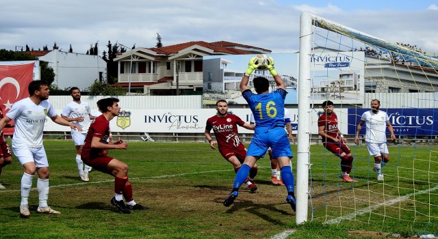 Alaçatıspor sahasında 1-1 berabere kaldı