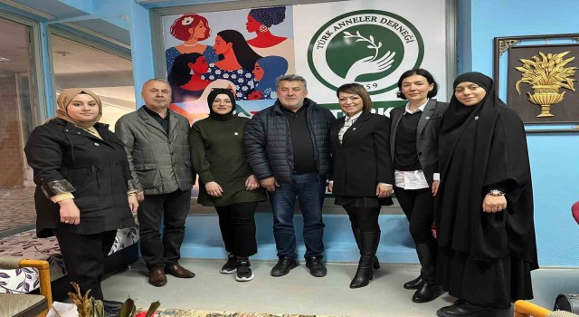 Alaplı Türk Anneler Derneğinden 150 adet yardım kolisi