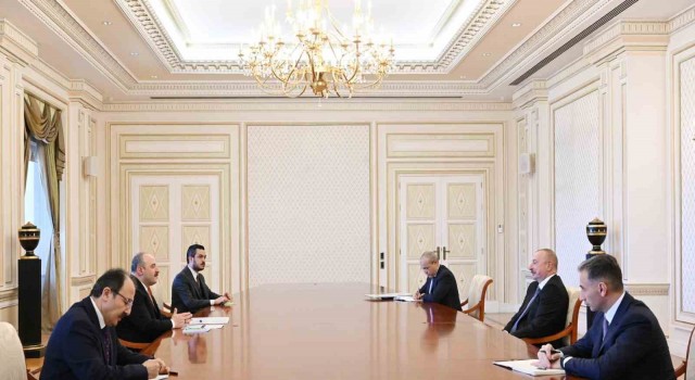 Aliyev, Sanayi ve Teknoloji Bakanı Varankı kabul etti