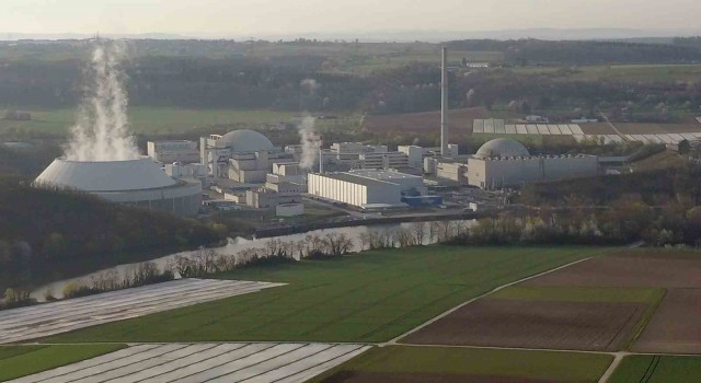Almanyada nükleer enerji dönemi sona erdi: 3 santralde reaktörler kapatıldı