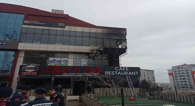 Ankarada korkutan AVM yangını
