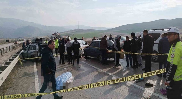 Ankarada zincirleme trafik kazası: 1 ölü, 11 yaralı