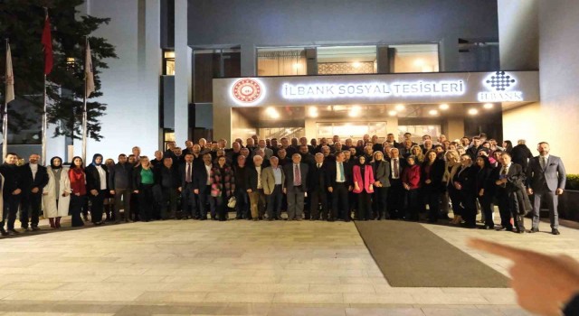 Ankaralılar geleneksel iftarda buluştu