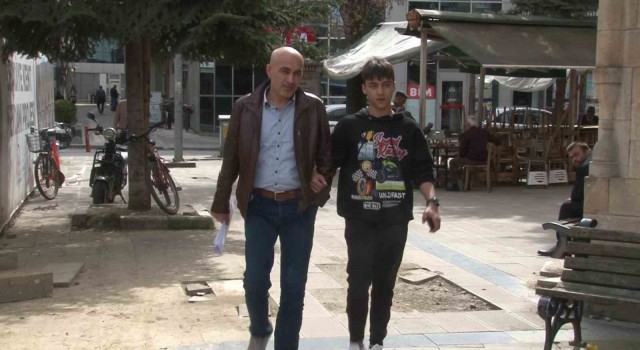 Annenin kaput üstündeki yolculuğuna babadan açıklama: Ben cani değilim