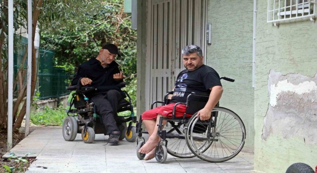 Antalyada 10 yıllık engelli arkadaşların ekmek teknesini çaldılar