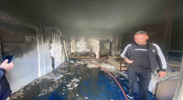 Antalyada iki depremzede kardeşin kaldığı mekan yandı