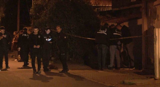 Arnavutköyde silahlı kavga kameraya yansıdı