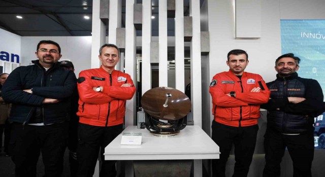 ASELSAN, TEKNOFESTte çocukları uzay yolculuğuna çıkardı