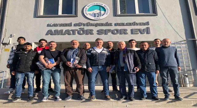 ASKFden amatörlere malzeme yardımı