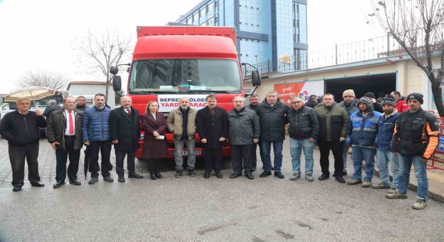 Atakumda deprem dayanışması bin 700 aileye ulaştı