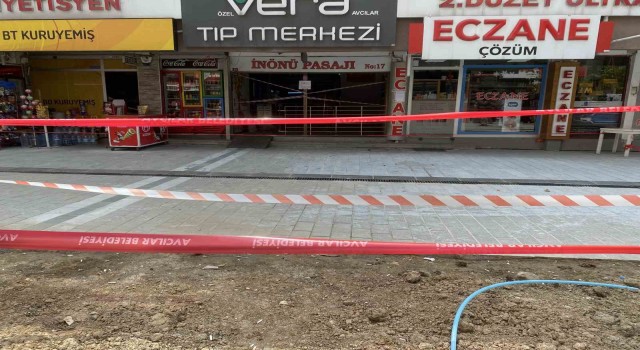 Avcılarda bir kadının kafasına beton parçası düşerek hayatını kaybettiği yerde bilirkişi incelemesi yapıldı