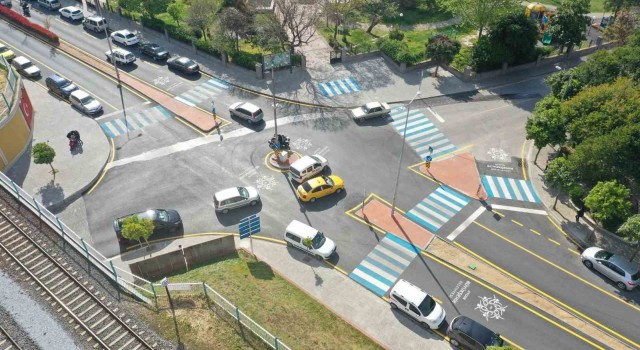 Aydın Büyükşehir Belediyesi Efeler İstasyon Caddesini yeniledi