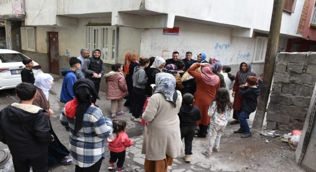 Bağlar Belediye Başkanı Beyoğlu vatandaşla bir araya geldi
