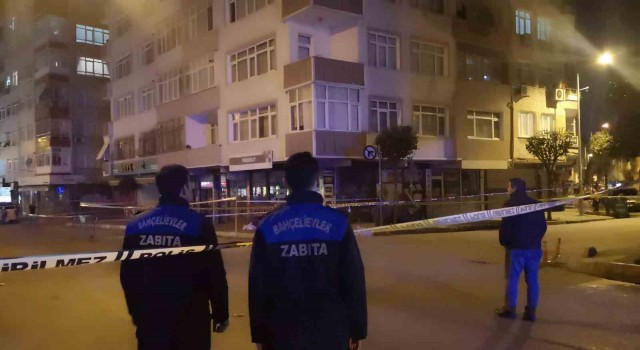 Bahçelievlerde kolonlarından ses gelen 46 yıllık bina tahliye edildi