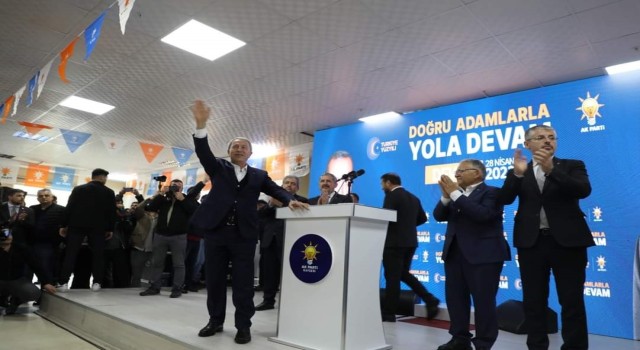 Bakan Akardan “teröristler için iki yol var” açıklaması
